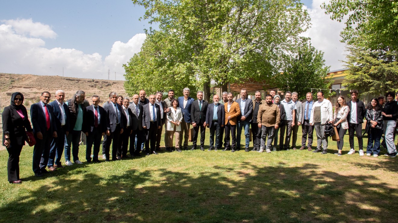 Rektör Prof. Dr. Aksoy, basın mensupları ile bir araya geldi